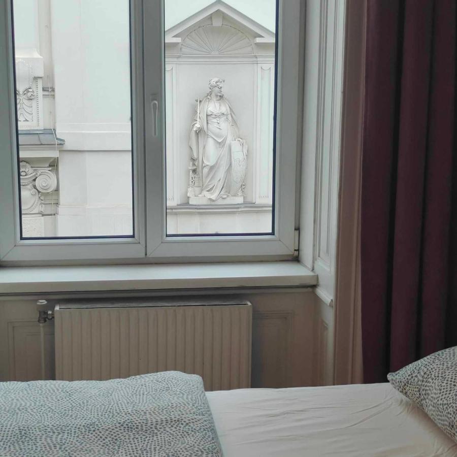 Large 4 Room Apartment In The Center Of Vienna Exterior photo
