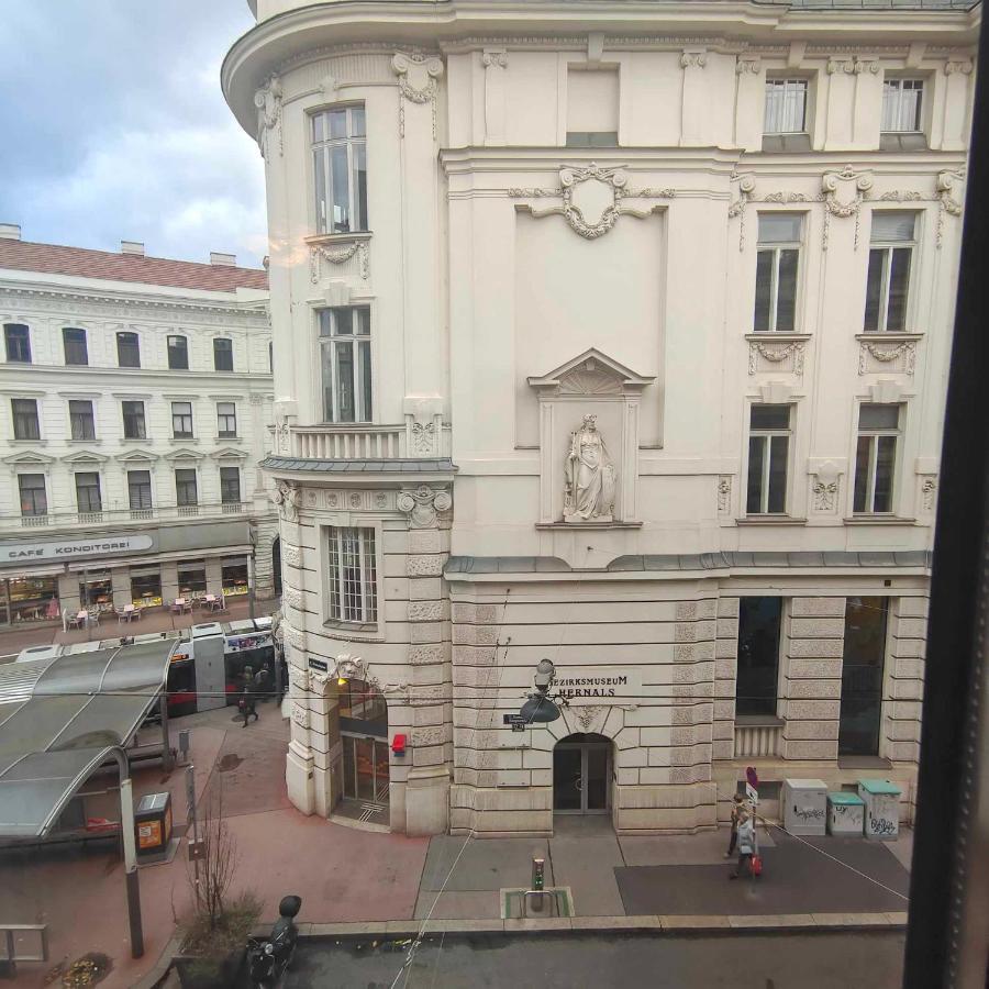 Large 4 Room Apartment In The Center Of Vienna Exterior photo
